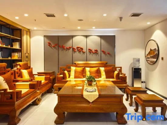 Aichenshi Hotel (Baoding Tianxia Baobai Shopping Plaza)