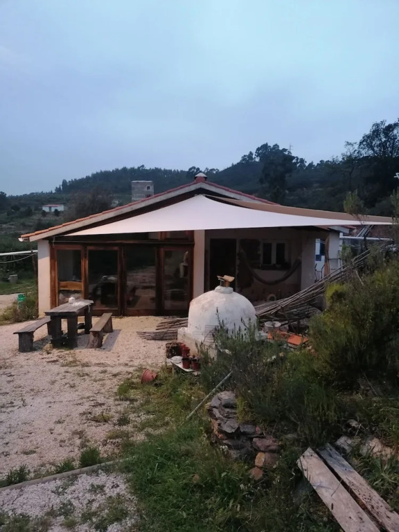 The Farm, Maria Serrao Aljezur