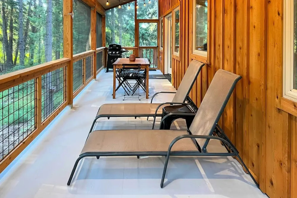 Modern Beaver Valley Cabin w/ Hot Tub & Games!