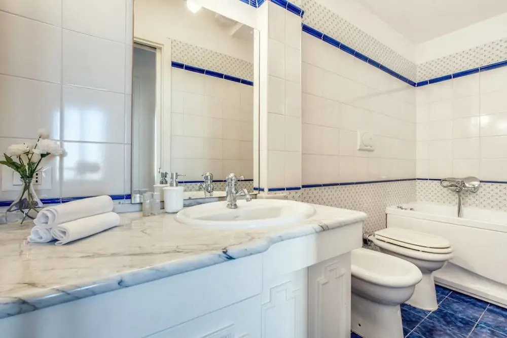 Bright and Modern 2 bed Flat Near San Giovanni