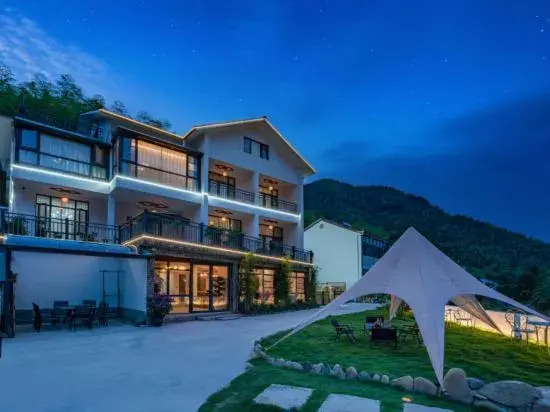 Anji Yunshang Grassland lu yuan Homestay