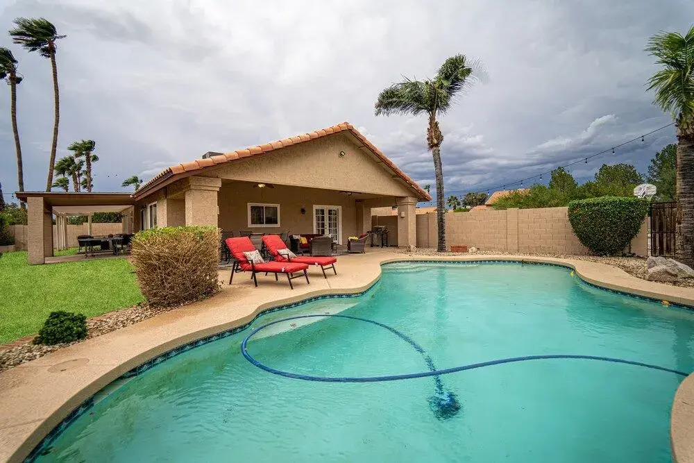 Monte Cristo Phoenix 4 Bedroom Home by RedAwning