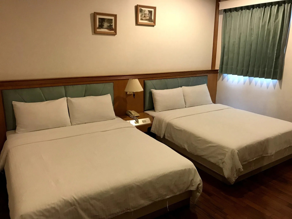 Long Shan Hotel