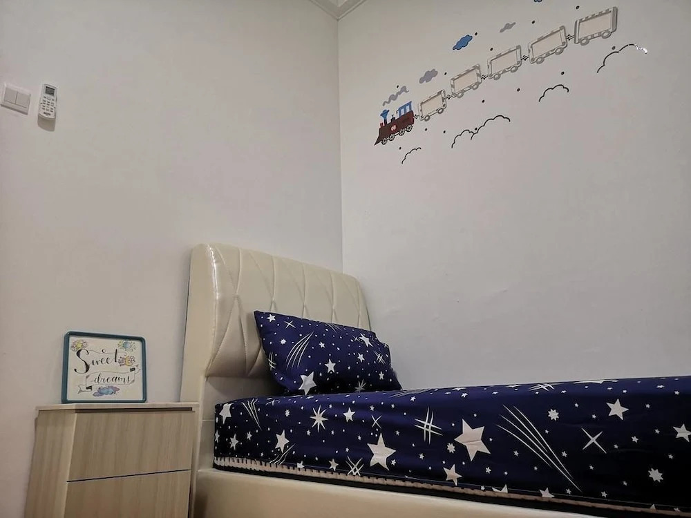 YOYO Homestay