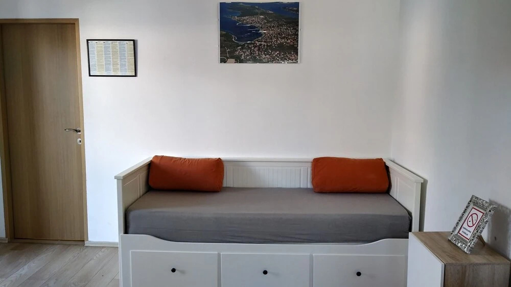 Lovely one Bedroom Apartment Mary in the Center