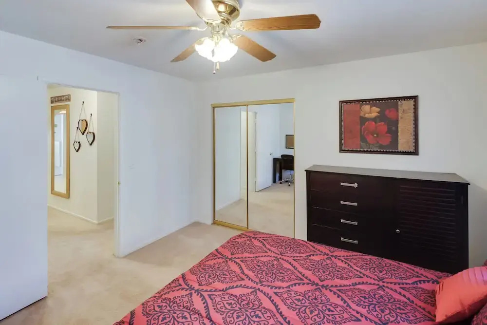 Quaint Bullhead City Getaway ~ 2 Mi to River!