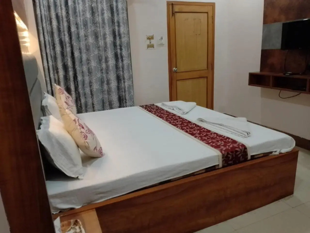 1 BR Guest house in Lakhtokia, Guwahati, by GuestHouser (39A9)