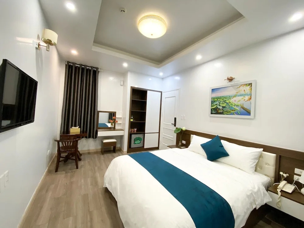 Sen Hotel My Dinh Song Da 미딩