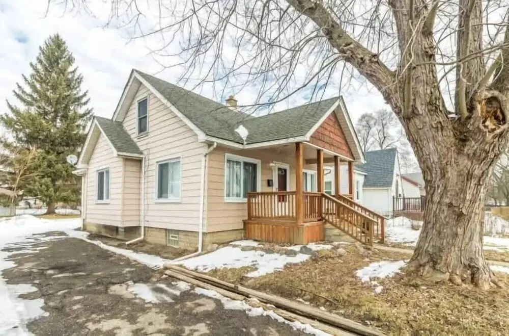 Pontiac Family-friendly 3br 3 Bedroom Home