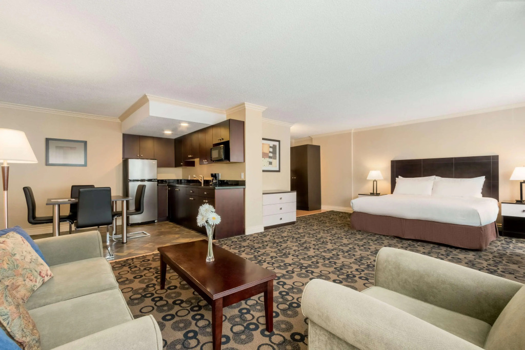 Park Inn & Suites by Radisson, Vancouver