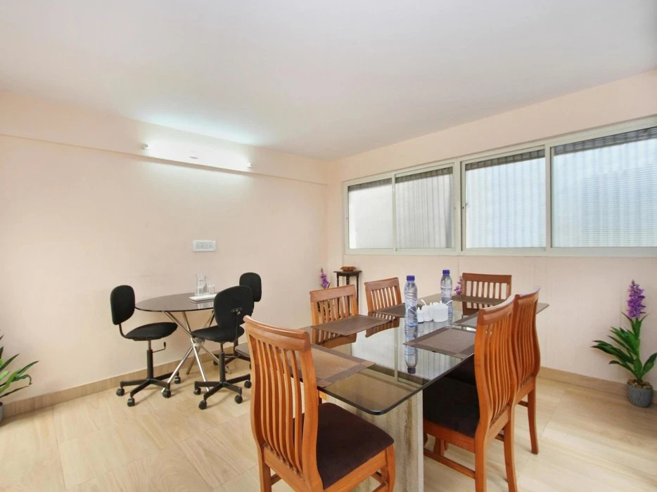 Oom Rooms(Polo Inn)
