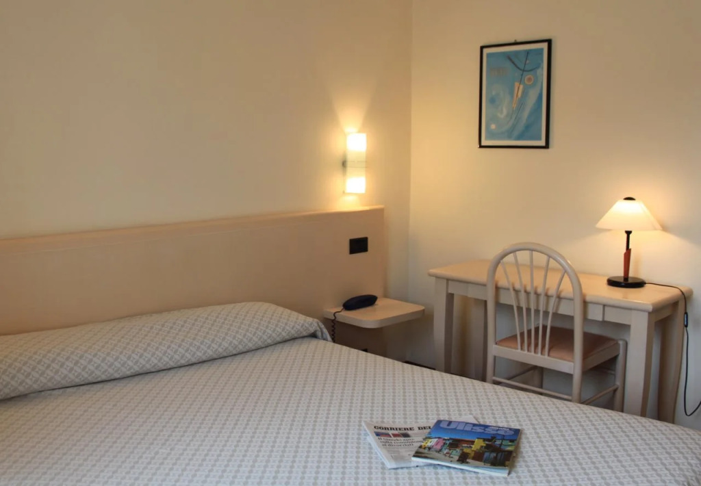 Hotel Elena