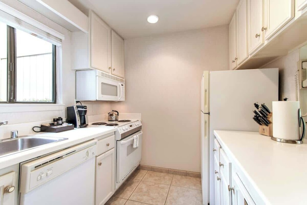Luxe Golf View Condo Prime Napa Location