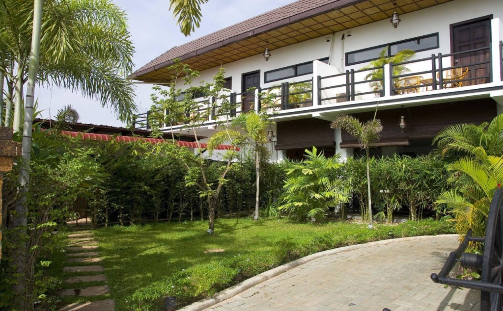 SR Sofia Villa Hotel