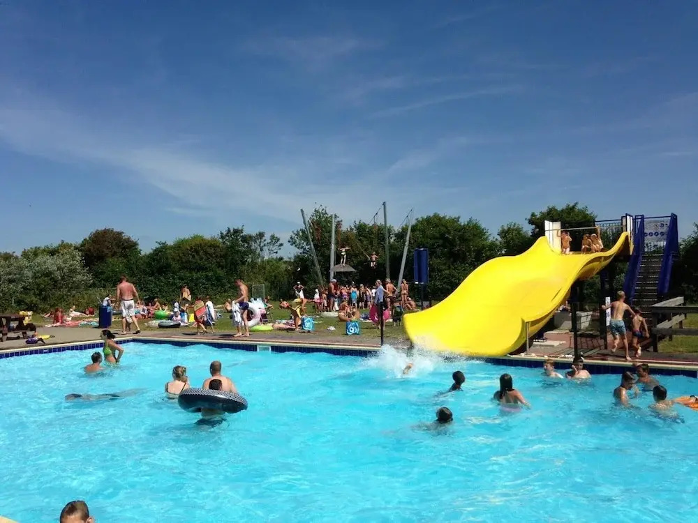 Holiday Home in Park De Watersnip Near Beach