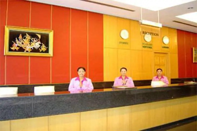 Diamond Plaza Hotel
