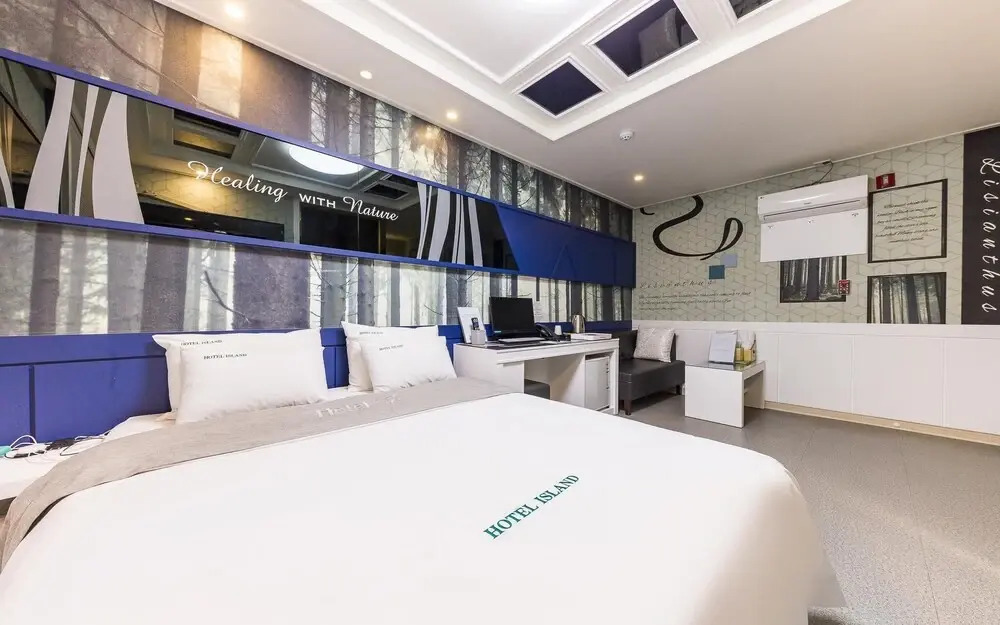 Sacheon Island Hotel