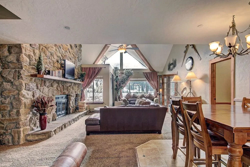 241 Cinnamon Ridge I by RedAwning