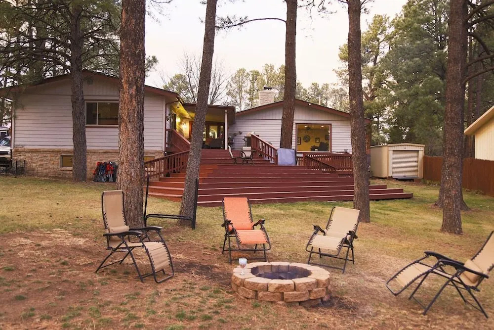 Ruidoso Pines
