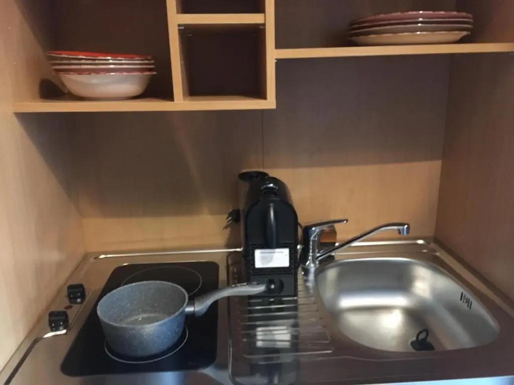 Residence Tasso Canossa - appartamento con piscina