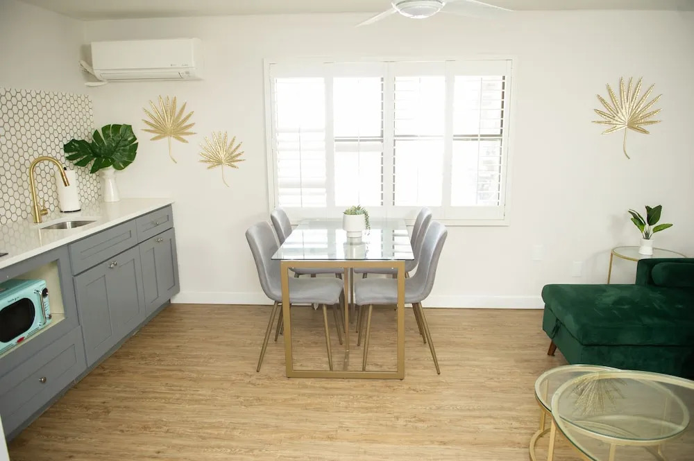 Sunburst Inn