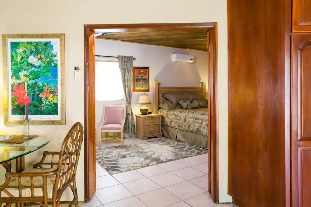 Sunset Villas 7B