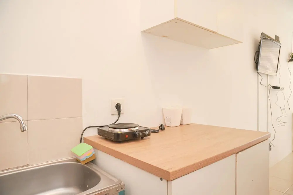 Best Choice And Homey Studio Tifolia Apartment