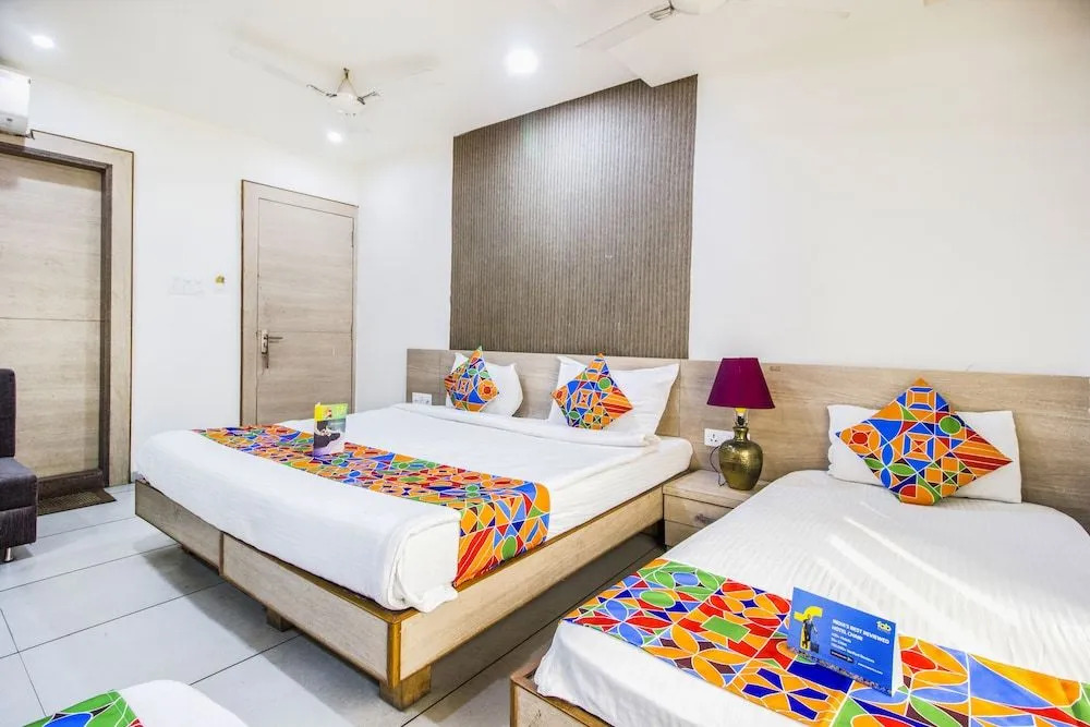 FabHotel Siya Palace