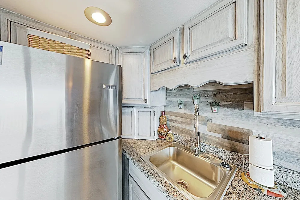 Stylish Gulf-front Getaway - Heated Pool & Hot Tub 2 Bedroom Condo