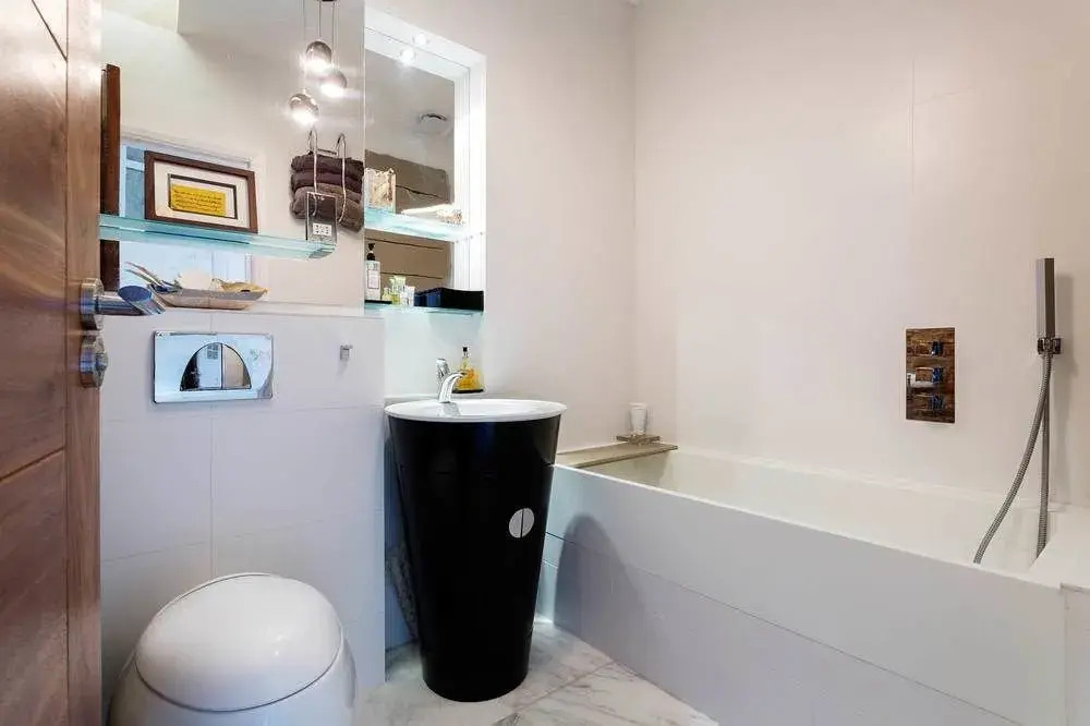 Veeve - Designer Clapham