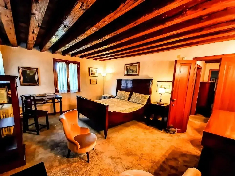 Villa Foscolo  Luxury Rooms & Apartments
