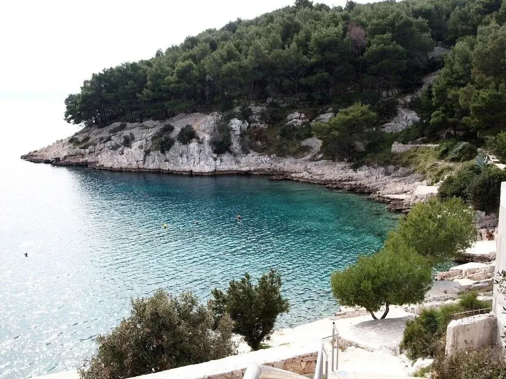 Franco - Secluded Paradise - A1 Ruza