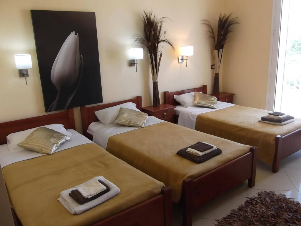 Mariana Hotel