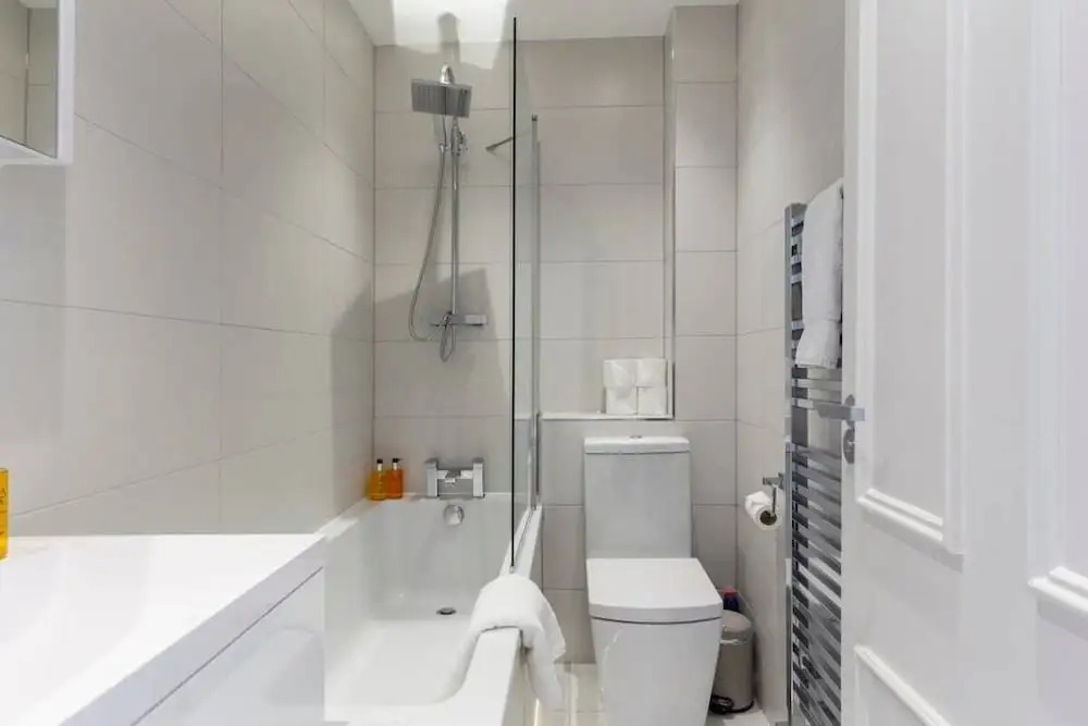 Designer 2 Bed on Hampstead High St