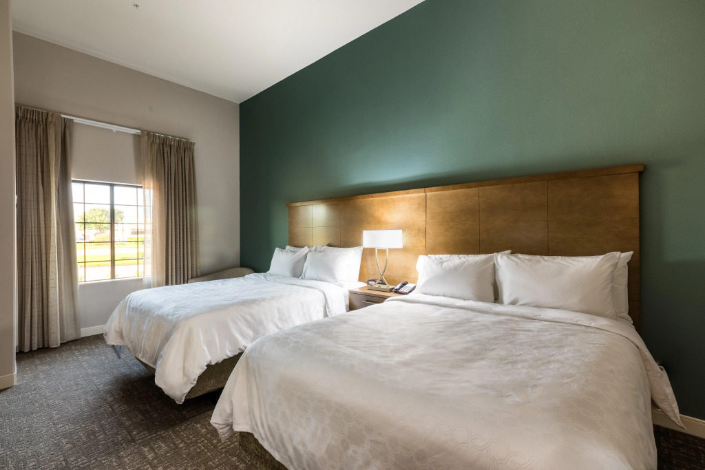 Staybridge Suites - Lake Jackson by IHG