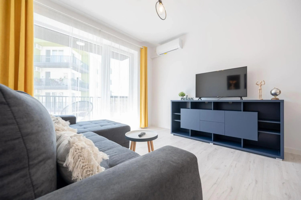 Trendy flat by the University