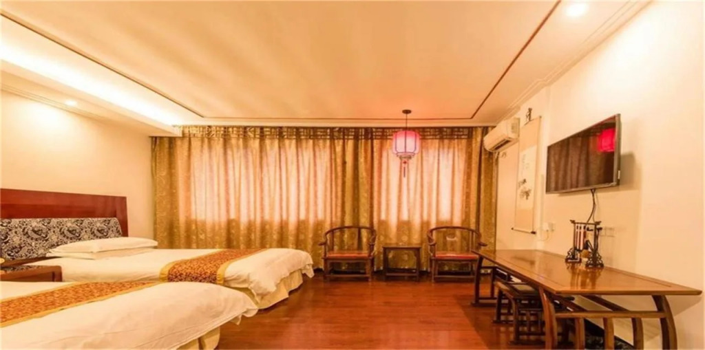 Yiwu Jinyao Hotel