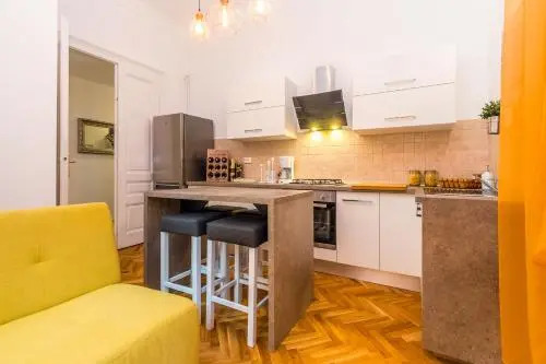 Conty Apartment