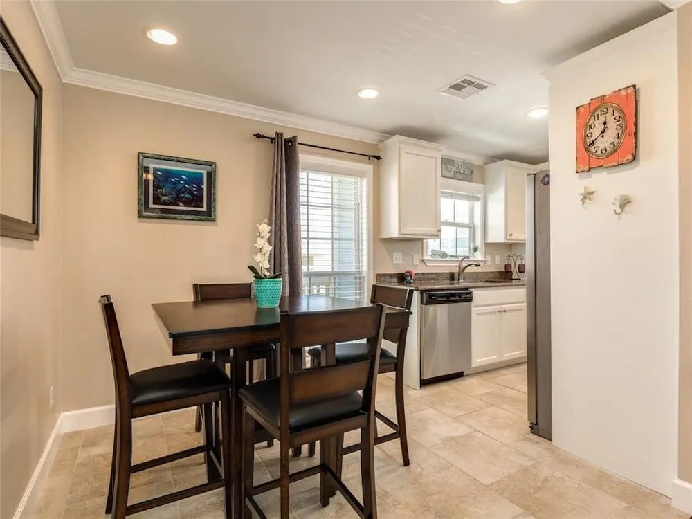 Dawn 1134-beachcomber 1 Bedroom 1 Bathroom Condo