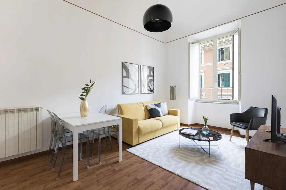 On Via Tibullo Apt 9