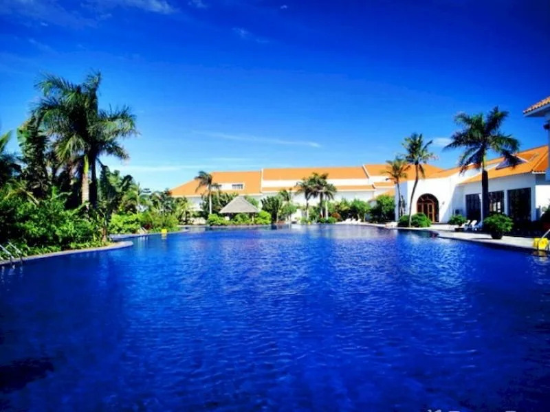 West Coast Resort