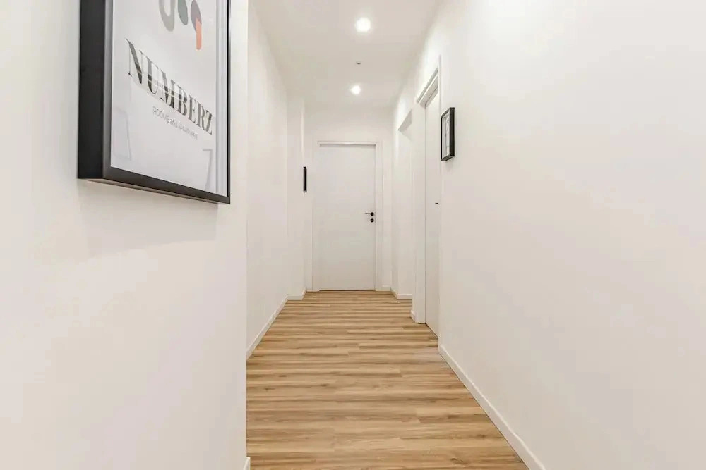 NumberZ - Rooms Apartments and Suites with Wi-Fi and AC