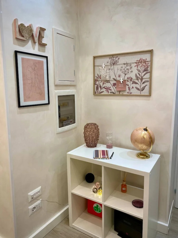 Apartment Near the Colosseum, With Metro Line A a 2 Minutes Walk Away
