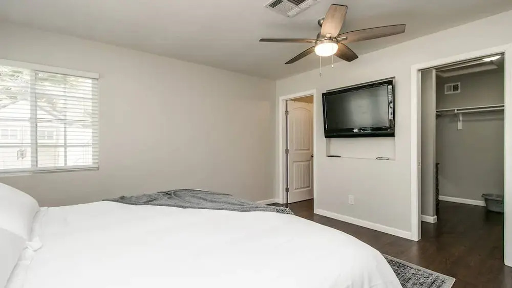Scottsdale Kierland 3 Bdrm With Sparkling Pool!