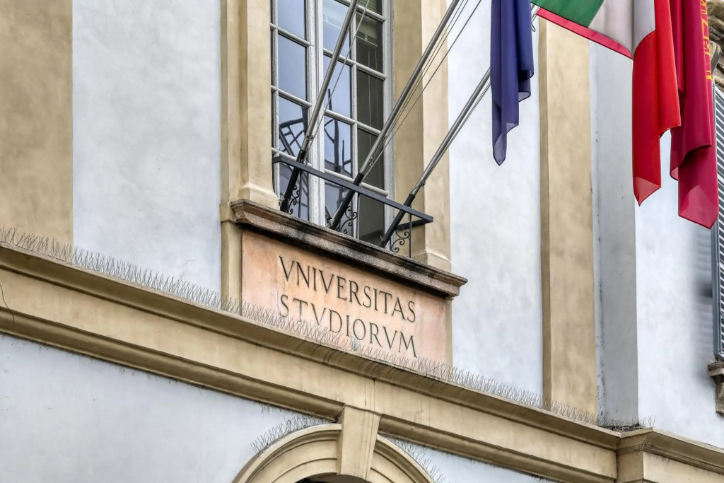 ANGOLO AL PONTE - Mini monolocale in pieno centro storico