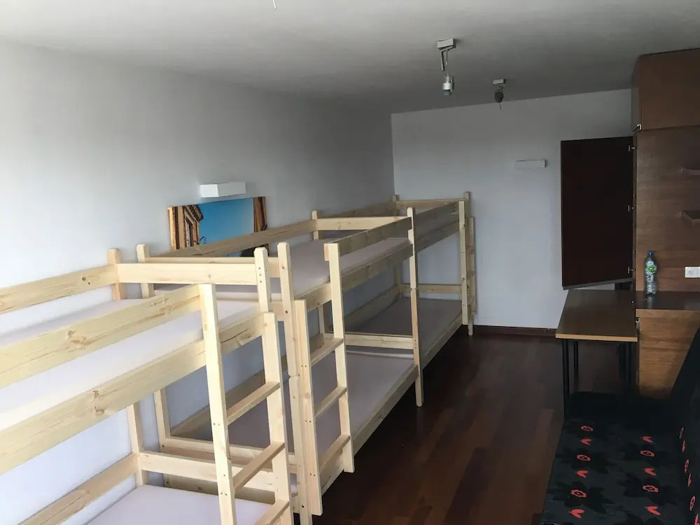 City View Lucka Hostel