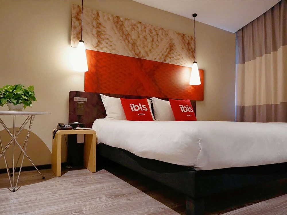 Ibis Jiayuguan Railway Station Hotel