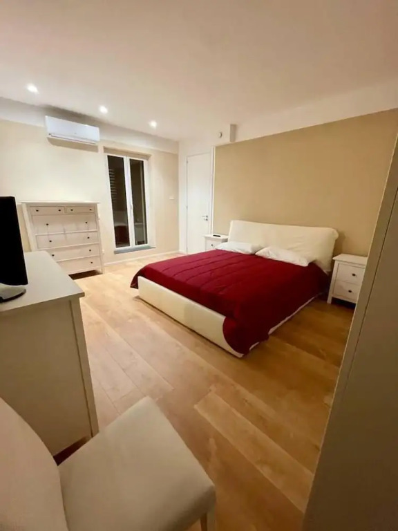 La Casa di Andrea Sleeps 5 With Parking