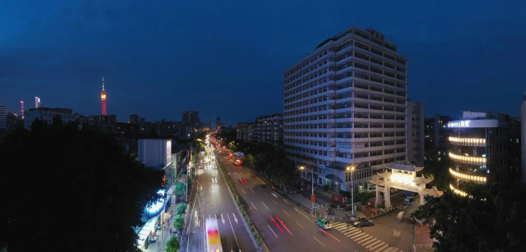 TRUE GO Hotel (Guangzhou Sun Yat-sen University Lujiang Subway Station)