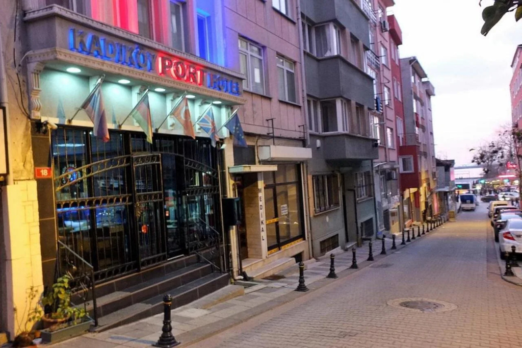 Kadikoy Port Hotel